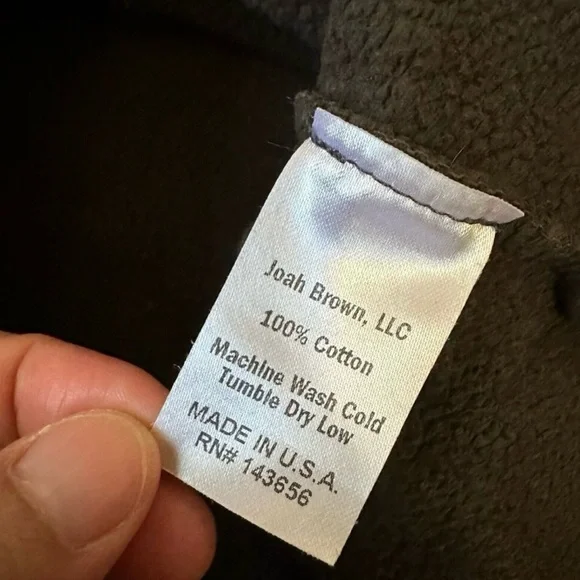 JOAH BROWN Aspen Half Zip Pullover Sweater Cropped in Washed Black - Picture 9 of 11